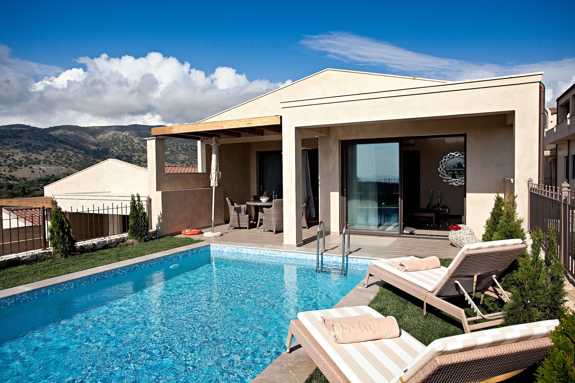 Sivota Diamond Spa Resort,Igoumenitsa>>Epirus,5 star