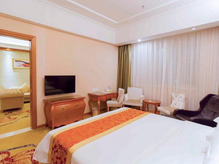 vienna hotel guangdong chaozhou chaoshan high speed railway station
