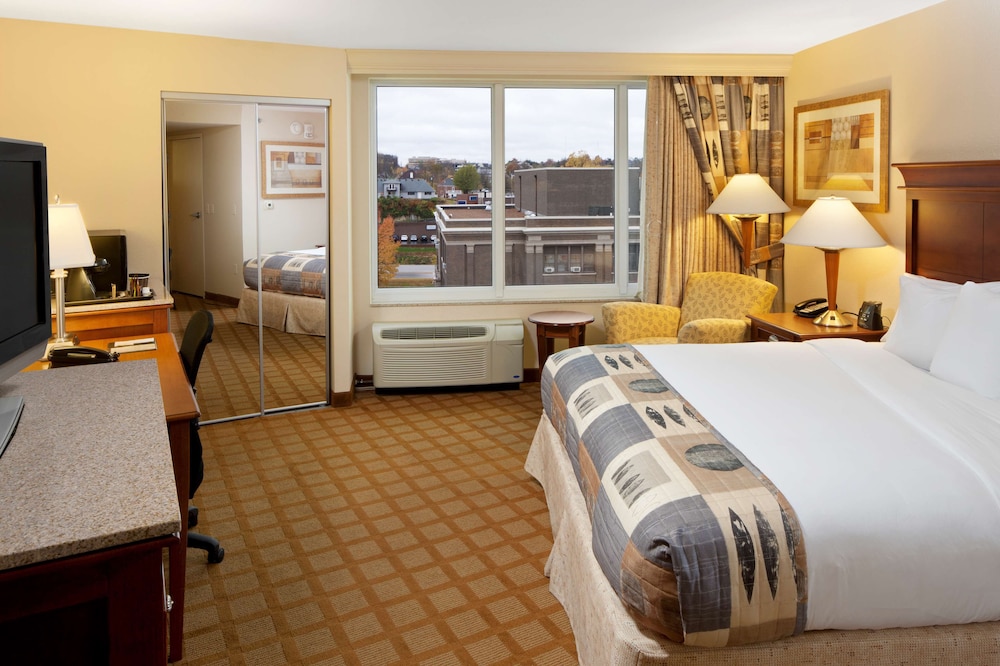 doubletree by hilton hotel jefferson city
