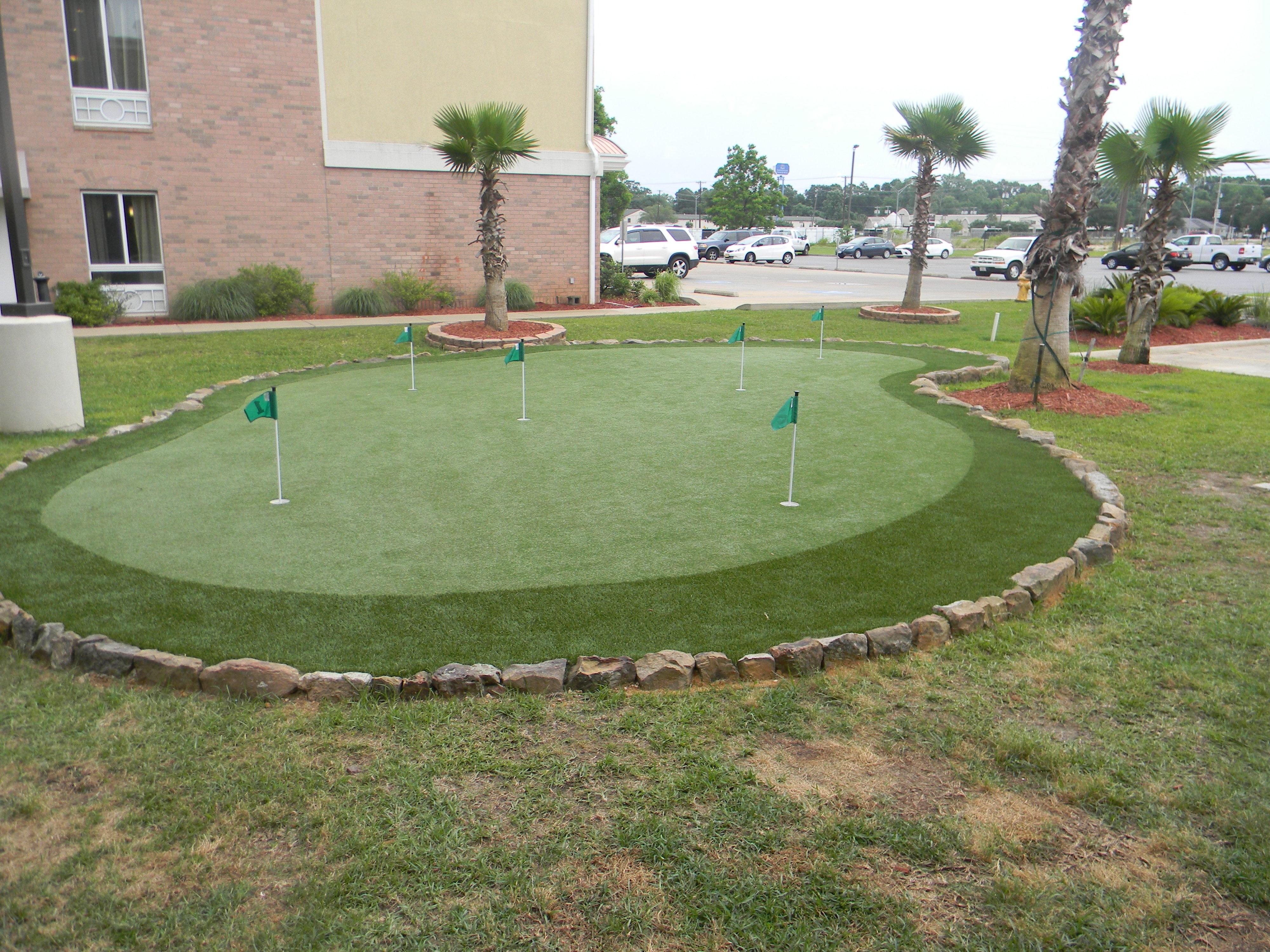 holiday inn express and suites alexandria by ihg