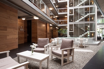 costa colonia riverside boutique hotel