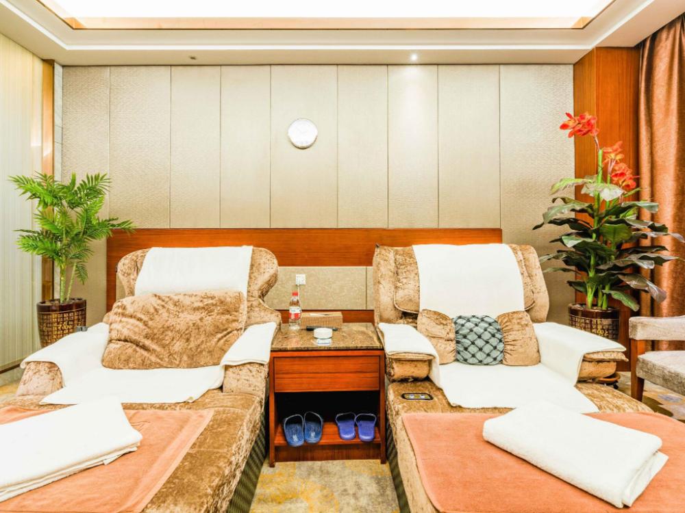 vienna classic hotel dongguan tangxia guanlan lake golf club