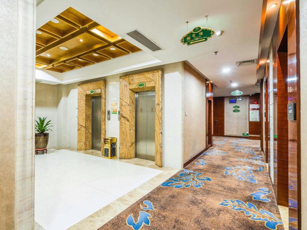 vienna classic hotel dongguan tangxia guanlan lake golf club