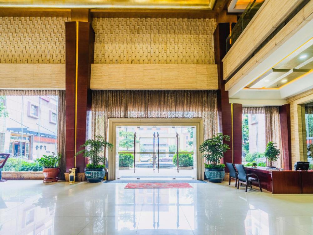 vienna classic hotel dongguan tangxia guanlan lake golf club