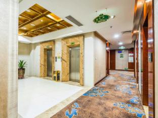 vienna classic hotel dongguan tangxia guanlan lake golf club