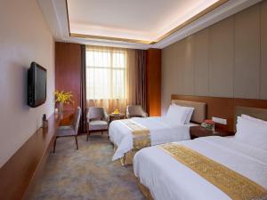 vienna classic hotel dongguan tangxia guanlan lake golf club