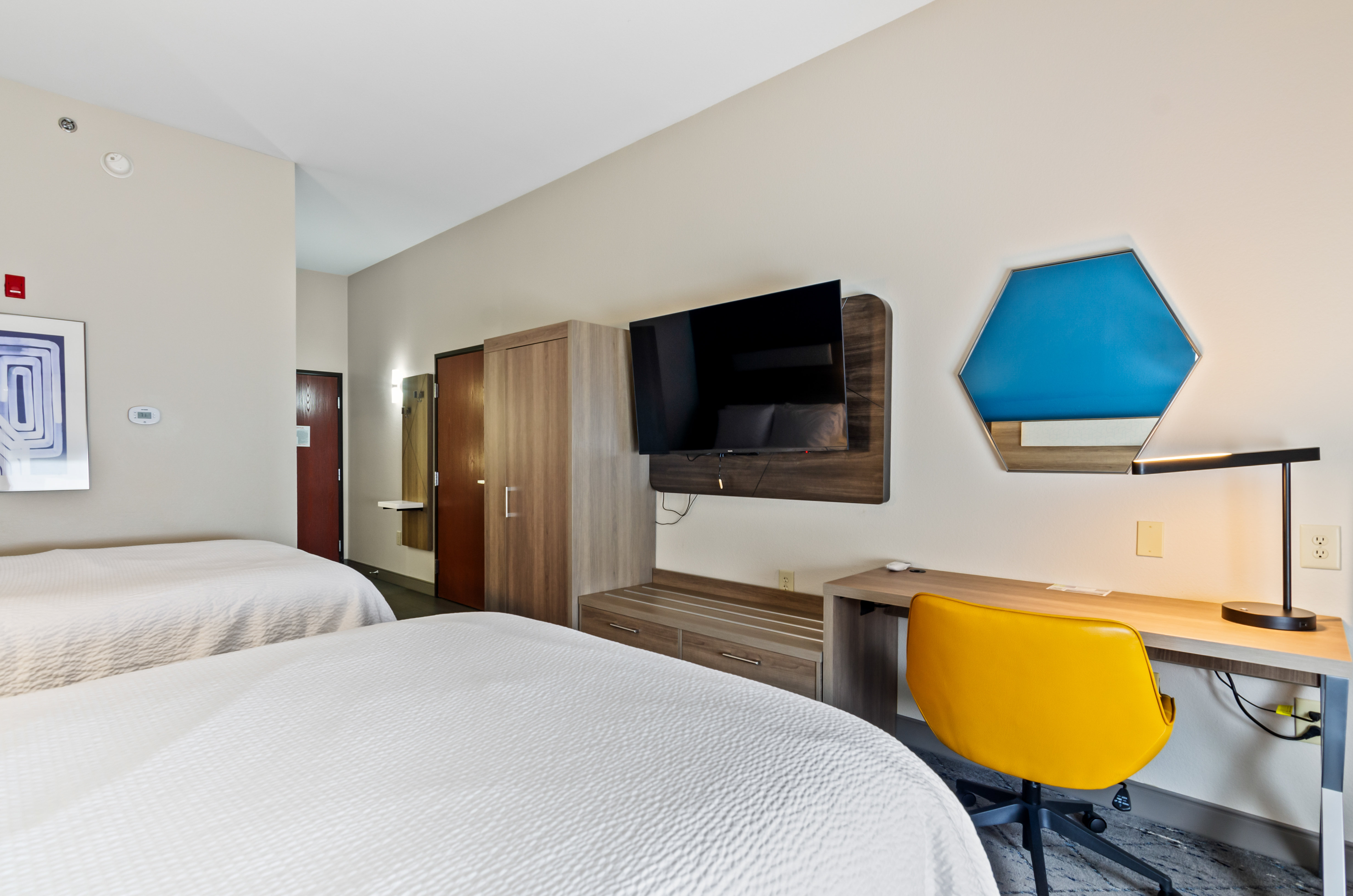 holiday inn express and suites wytheville by ihg