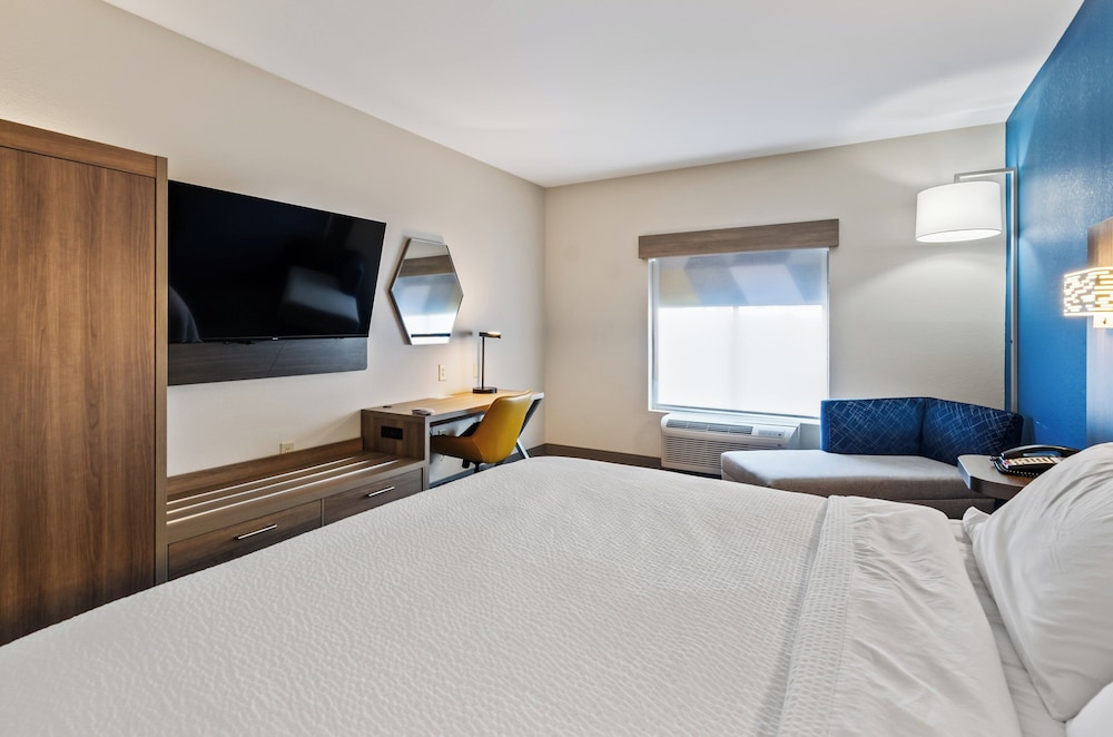 holiday inn express and suites wytheville by ihg