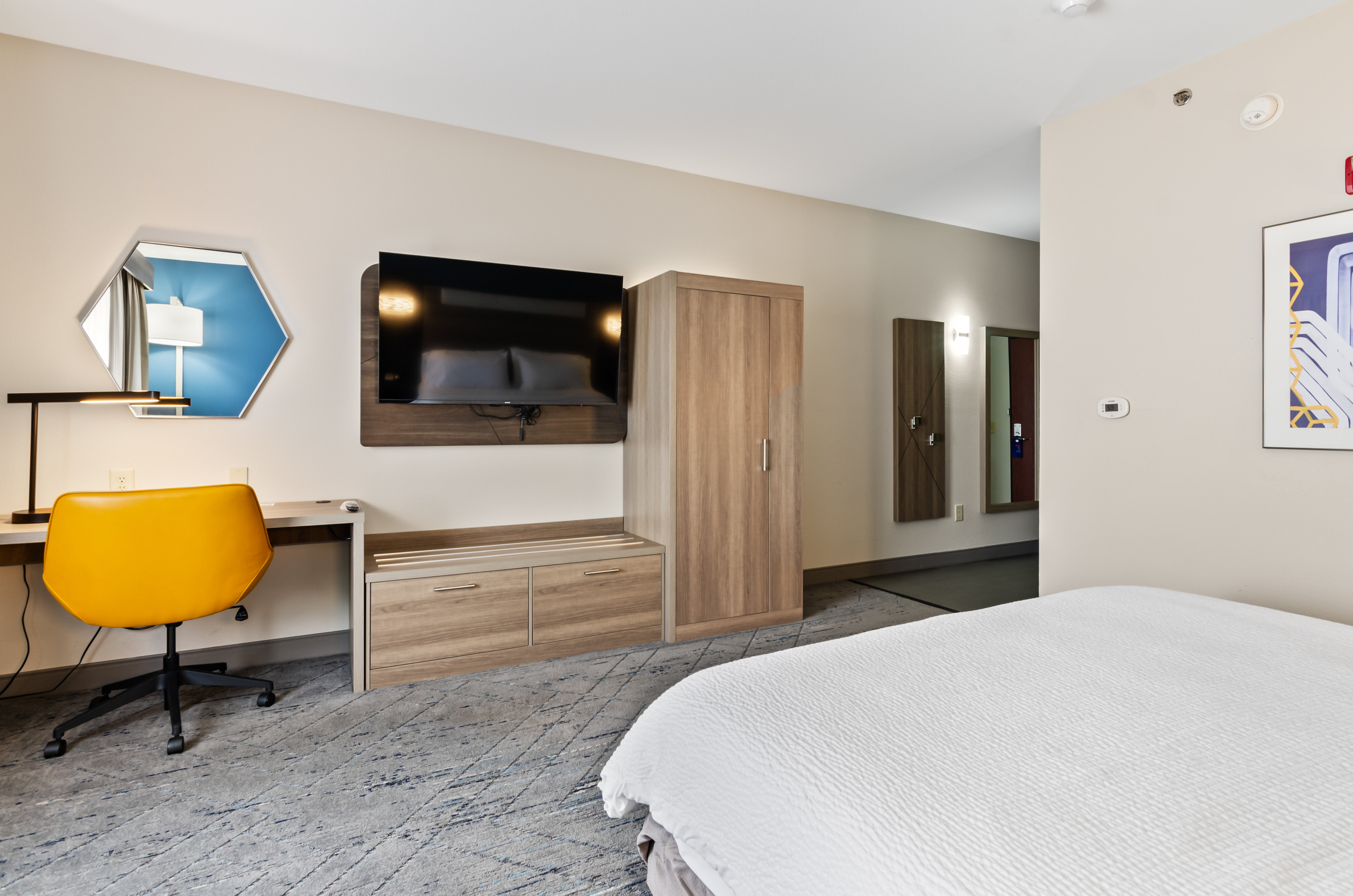 holiday inn express and suites wytheville by ihg