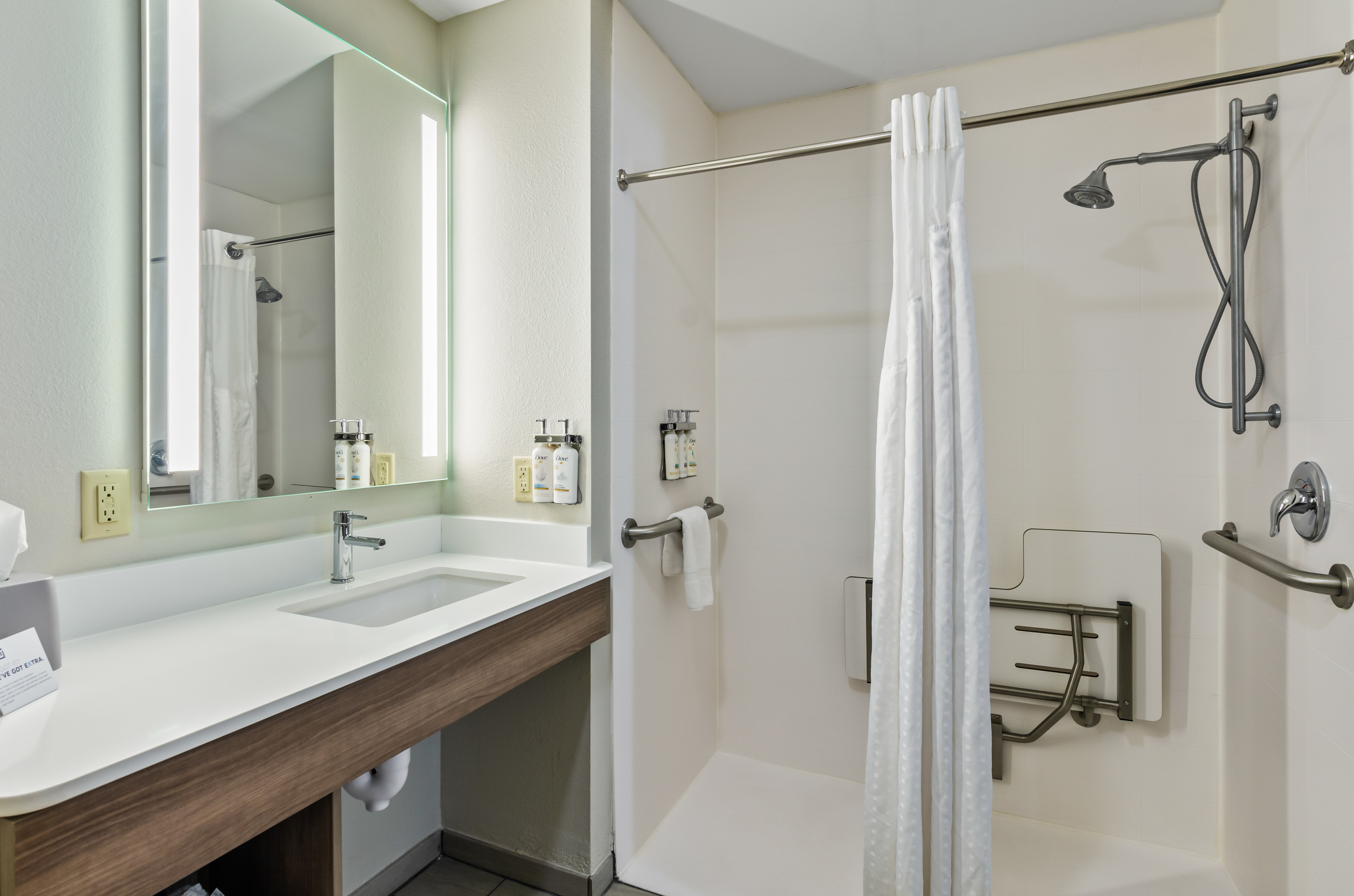 holiday inn express and suites wytheville by ihg