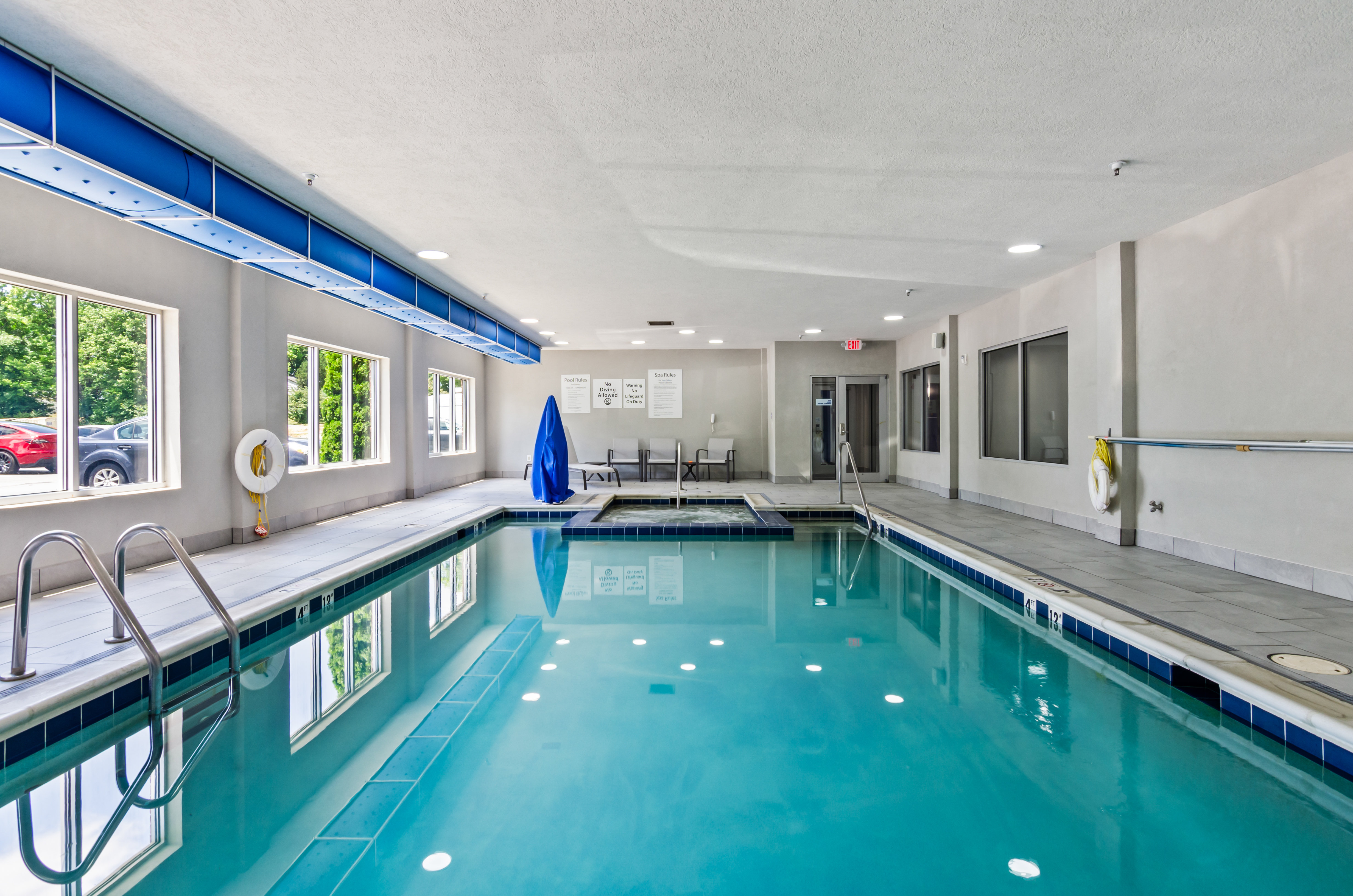 holiday inn express and suites wytheville by ihg