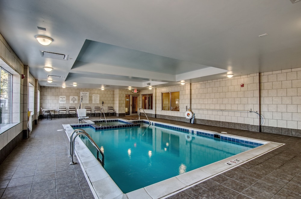 holiday inn express and suites wytheville by ihg