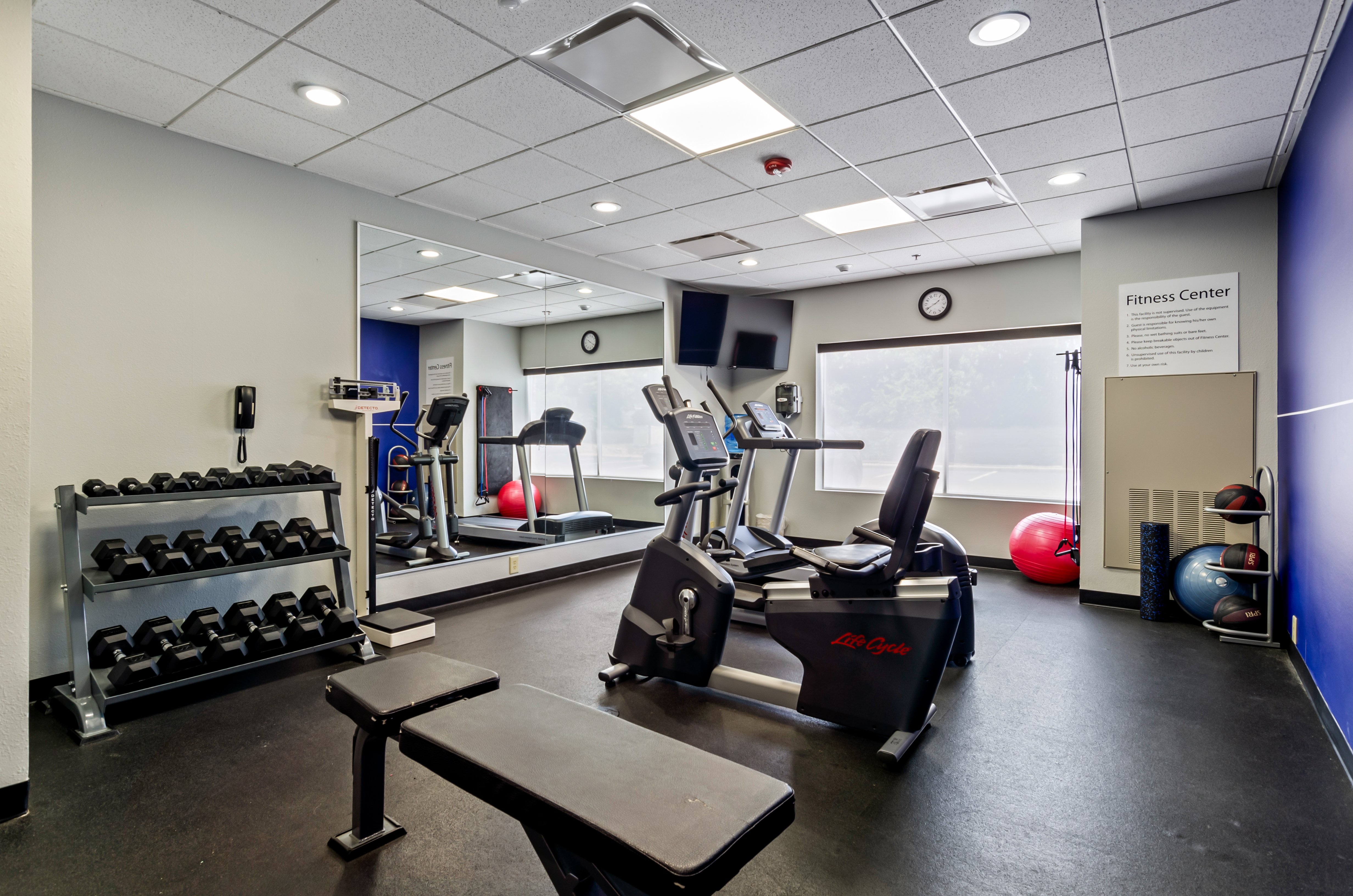 holiday inn express and suites wytheville by ihg