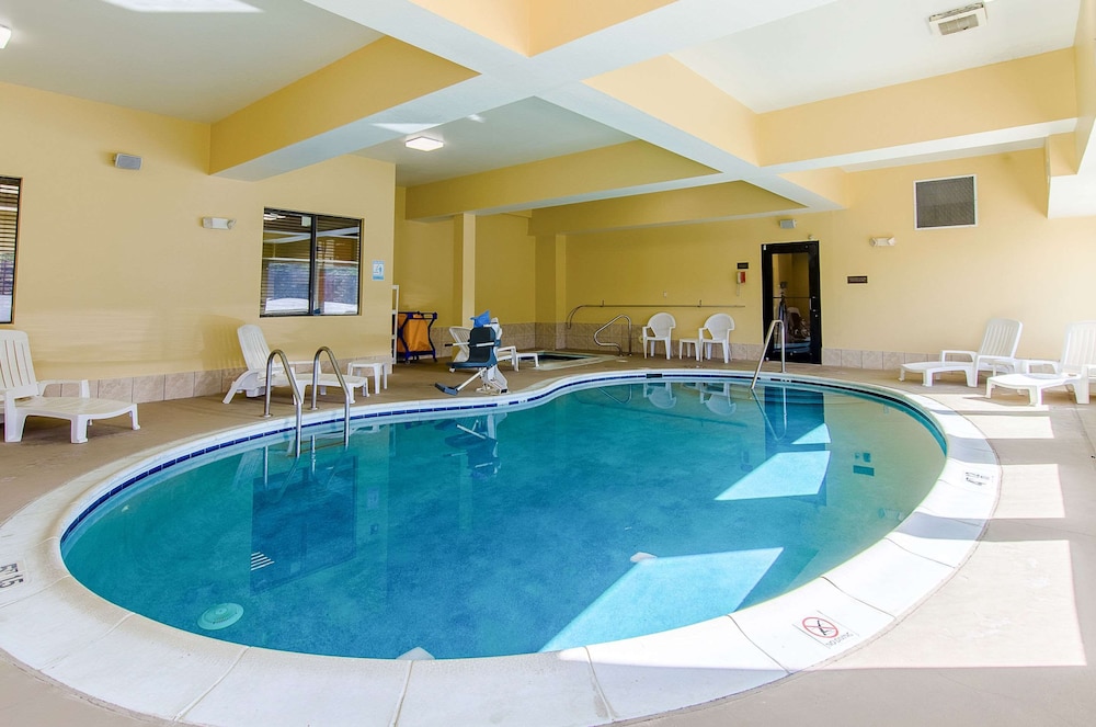 comfort suites wytheville