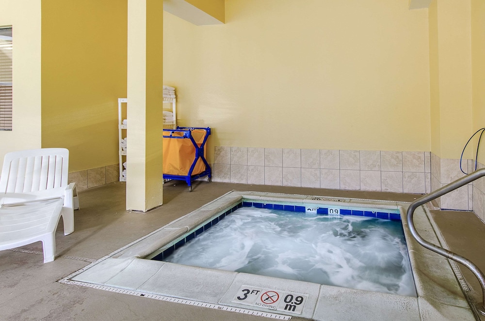 comfort suites wytheville