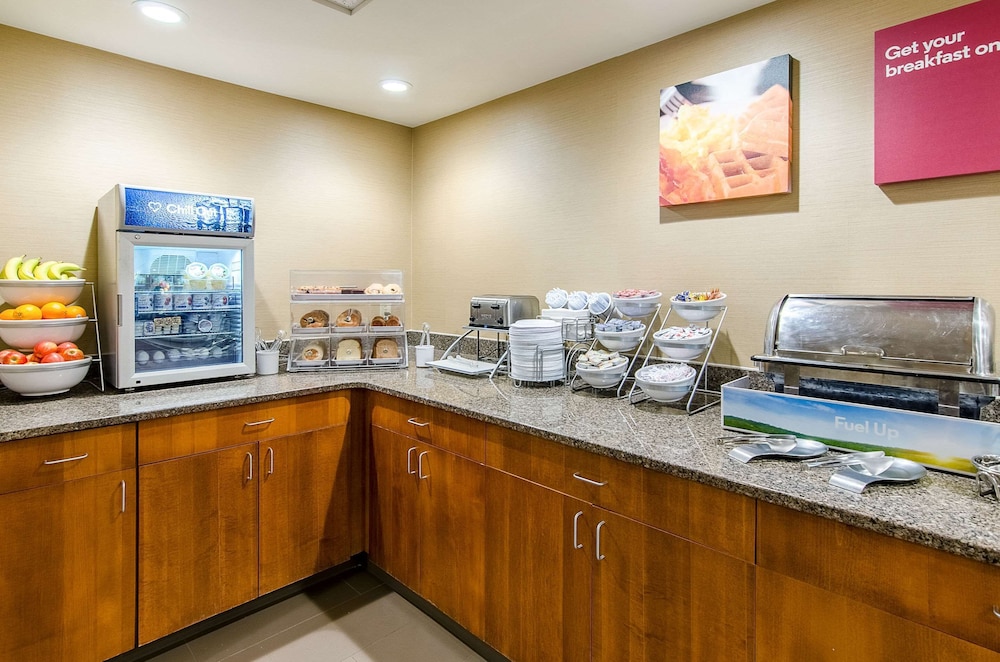 comfort suites wytheville