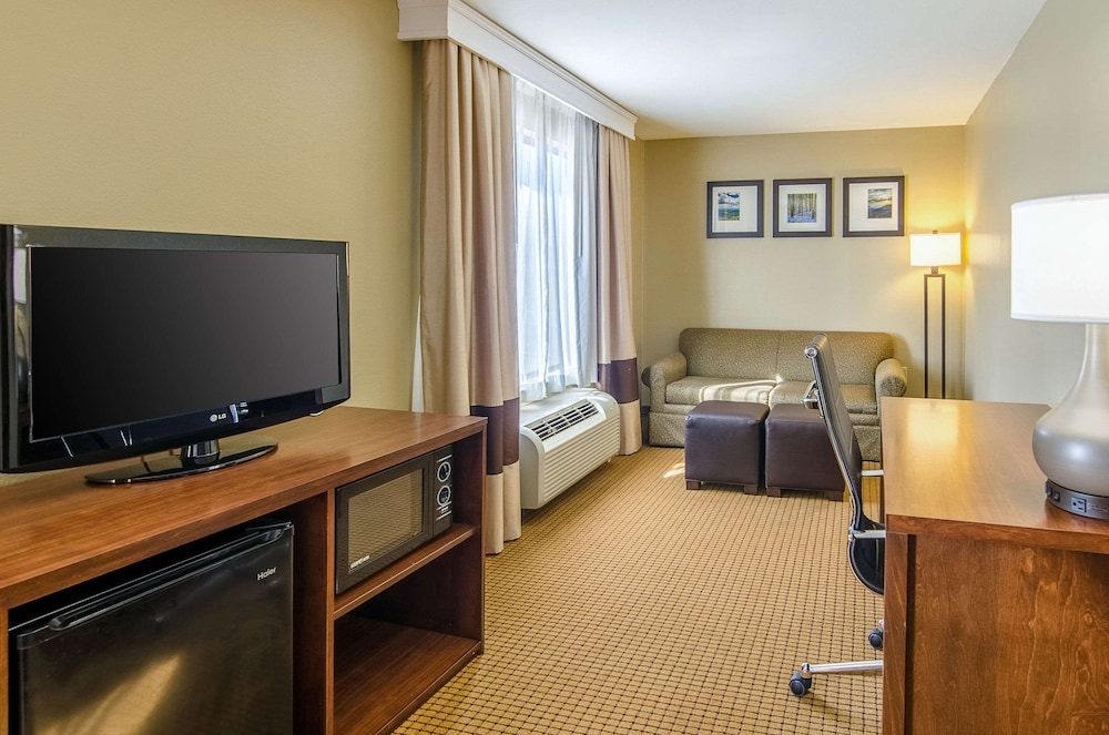 comfort suites wytheville