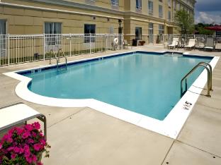 holiday inn express dumfries by ihg