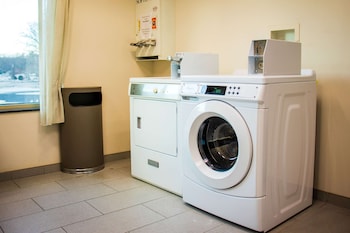 comfort inn and suites plainville foxboro