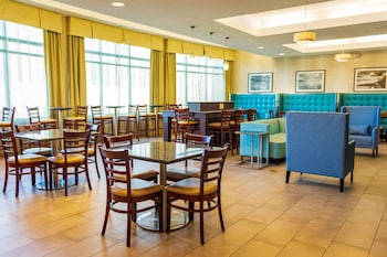 comfort inn and suites plainville foxboro