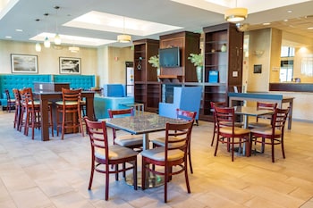 comfort inn and suites plainville foxboro