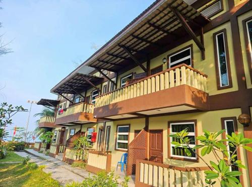 delta chenang resort