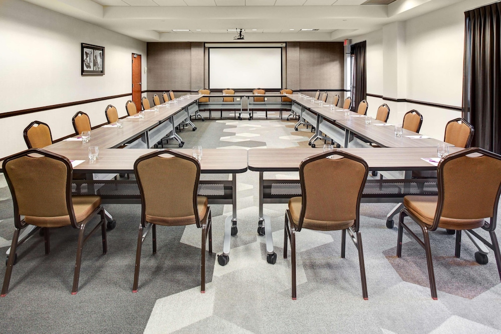 candlewood suites cincinnati northeast mason an ihg hotel