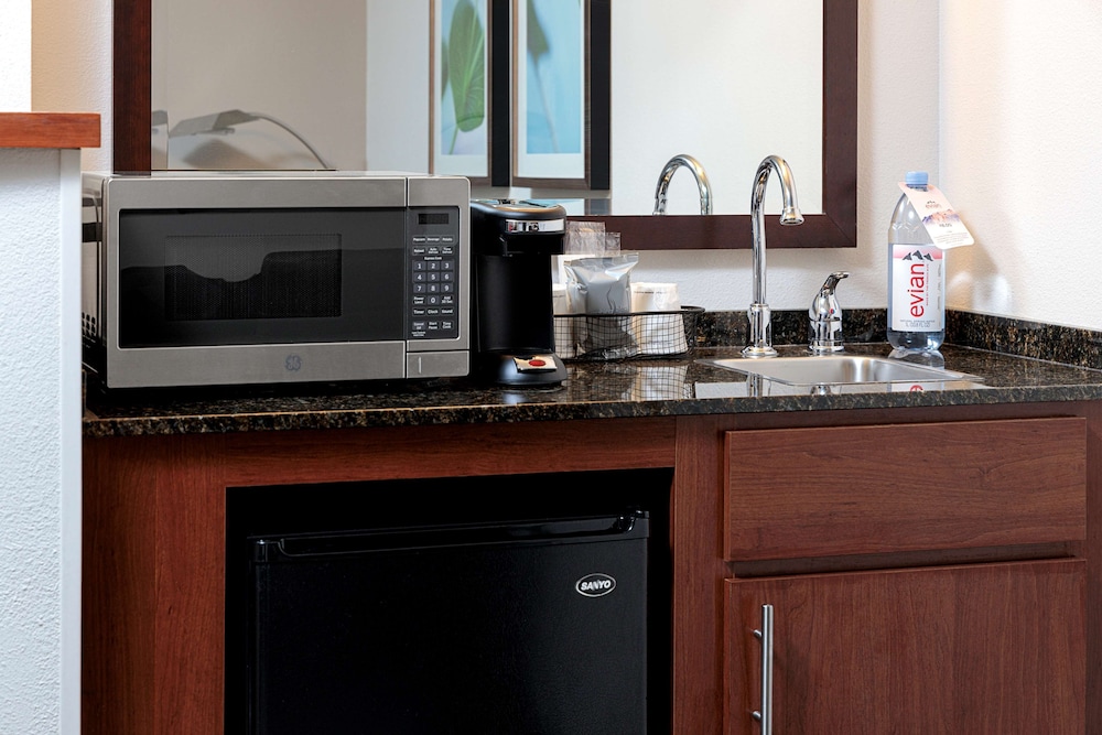 candlewood suites cincinnati northeast mason an ihg hotel