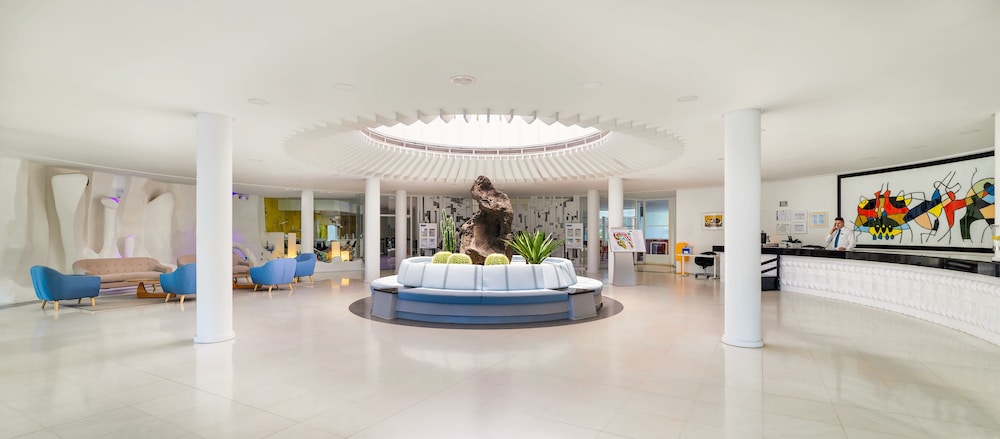 h10 suites lanzarote gardens