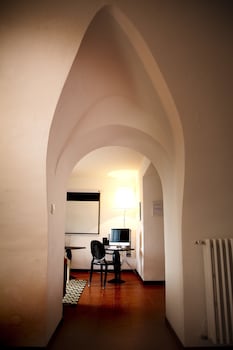 la casa del poeta enna pergusa