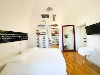 la casa del poeta enna pergusa