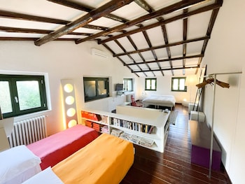 la casa del poeta enna pergusa