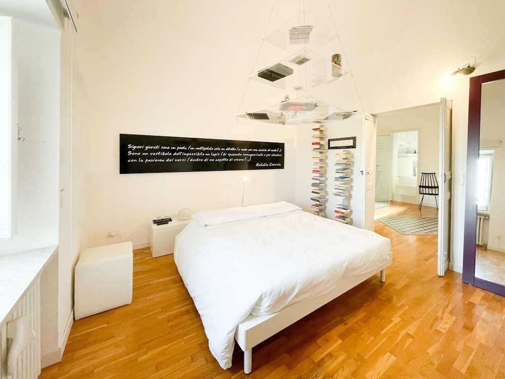 la casa del poeta enna pergusa