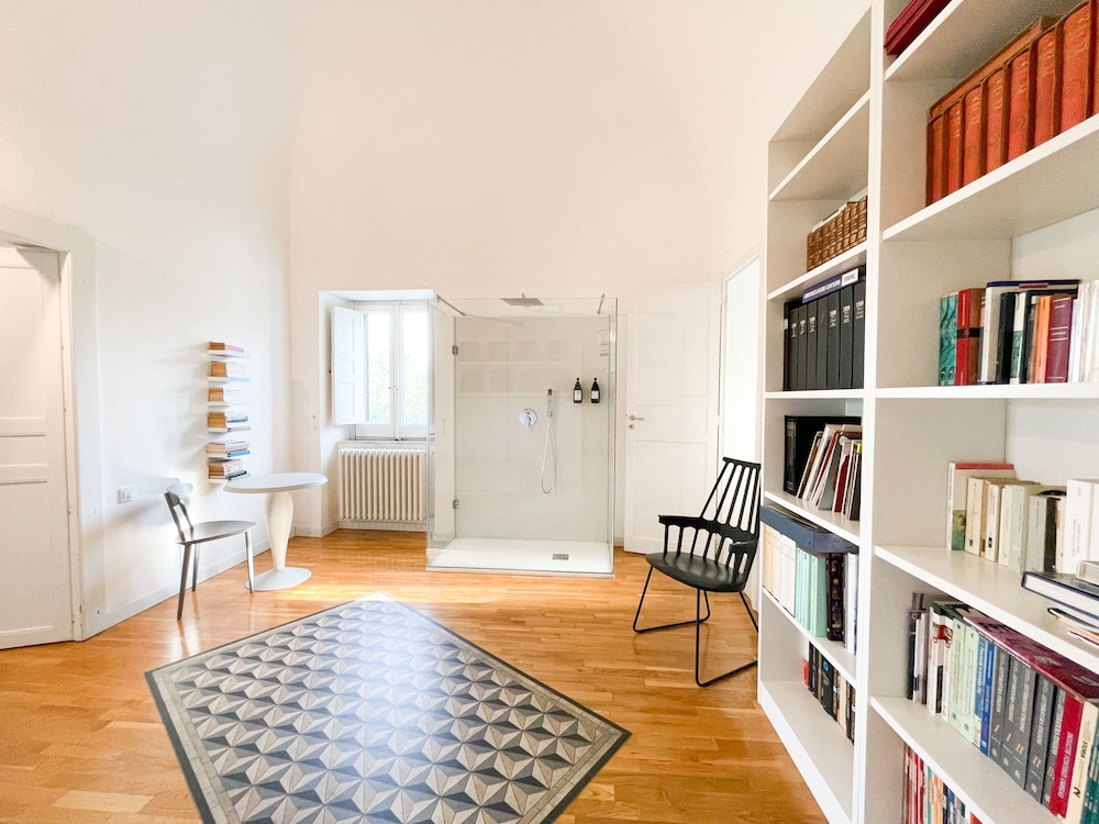 la casa del poeta enna pergusa