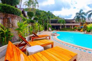 Diamond Cave Resort,,3 star