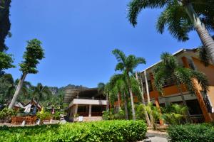 diamond cave resort