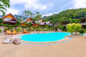 Diamond Cave Resort,,3 star