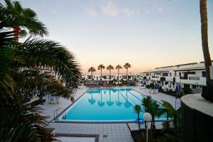 apartamentos plaza azul