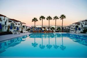 apartamentos plaza azul