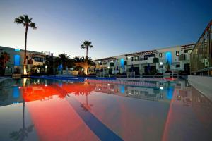 apartamentos plaza azul