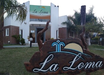 Complejo La Loma,,2.5 star