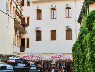 hotel capital