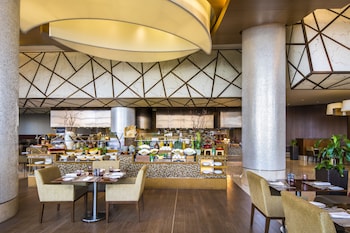 swissotel al ghurair