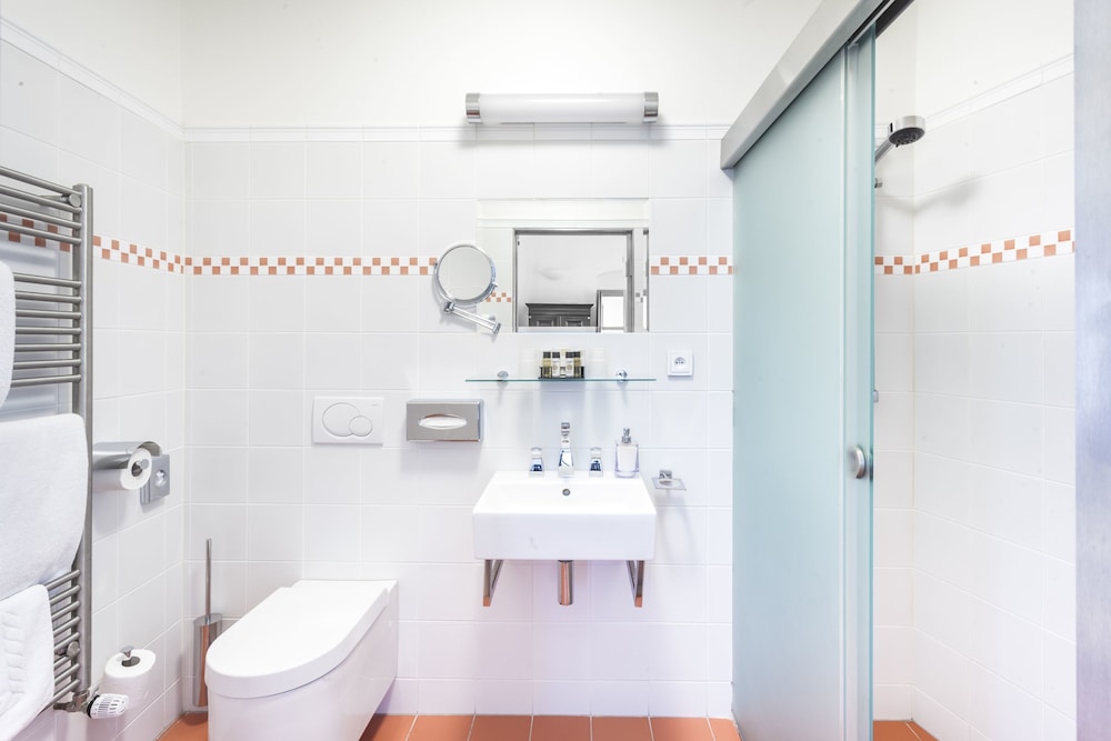 hotel at the green grape