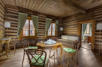 hotel at the green grape