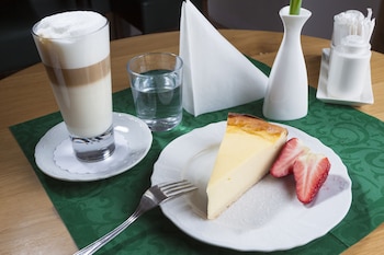 hotel at the green grape