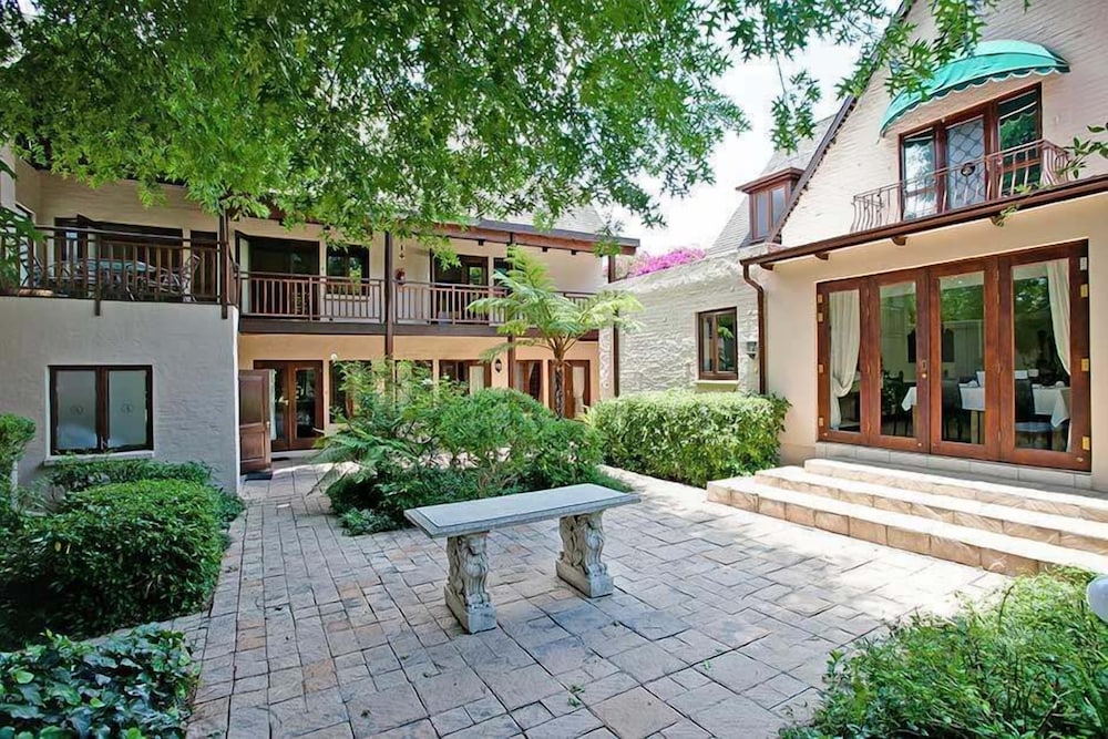 no 66 sandton lodge