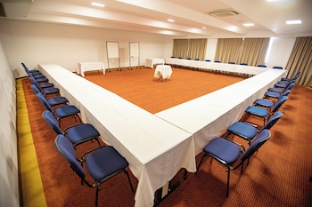 antonios palace hotel