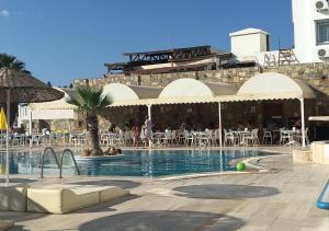 sunpoint family hotel