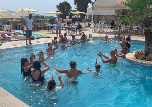 sunpoint family hotel